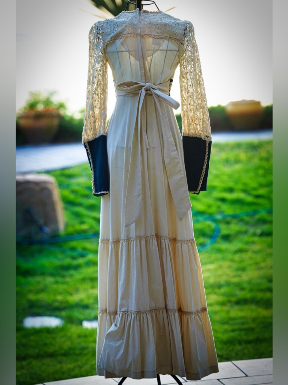 Vintage 1970s Gunne Sax Navy Velvet & Lace Prairie Maxi Dress - Size 5 - Picture 6 of 7